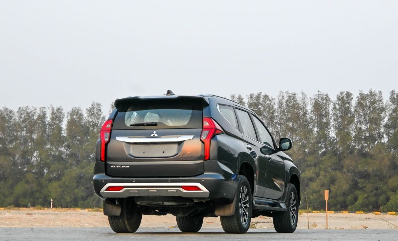 Mitsubishi Montero Sport MITSUBISHI MONTERO SPORT 2021 GLS Premium 3.0L (7 Seater)  GCC IN EXCELLENT CONDITION