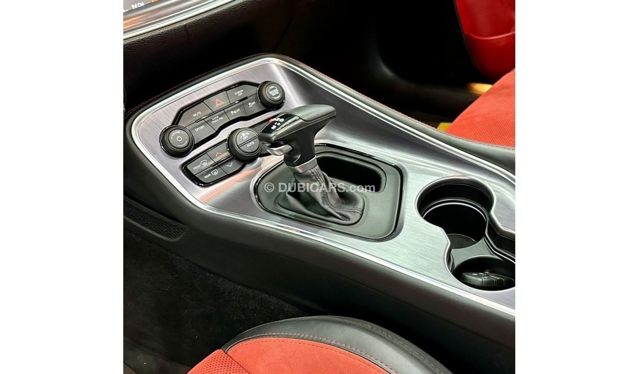 دودج تشالينجر 2018 Dodge Challenger R/T Shaker Package, July 2024 Dodge Warranty + Service Package, GCC