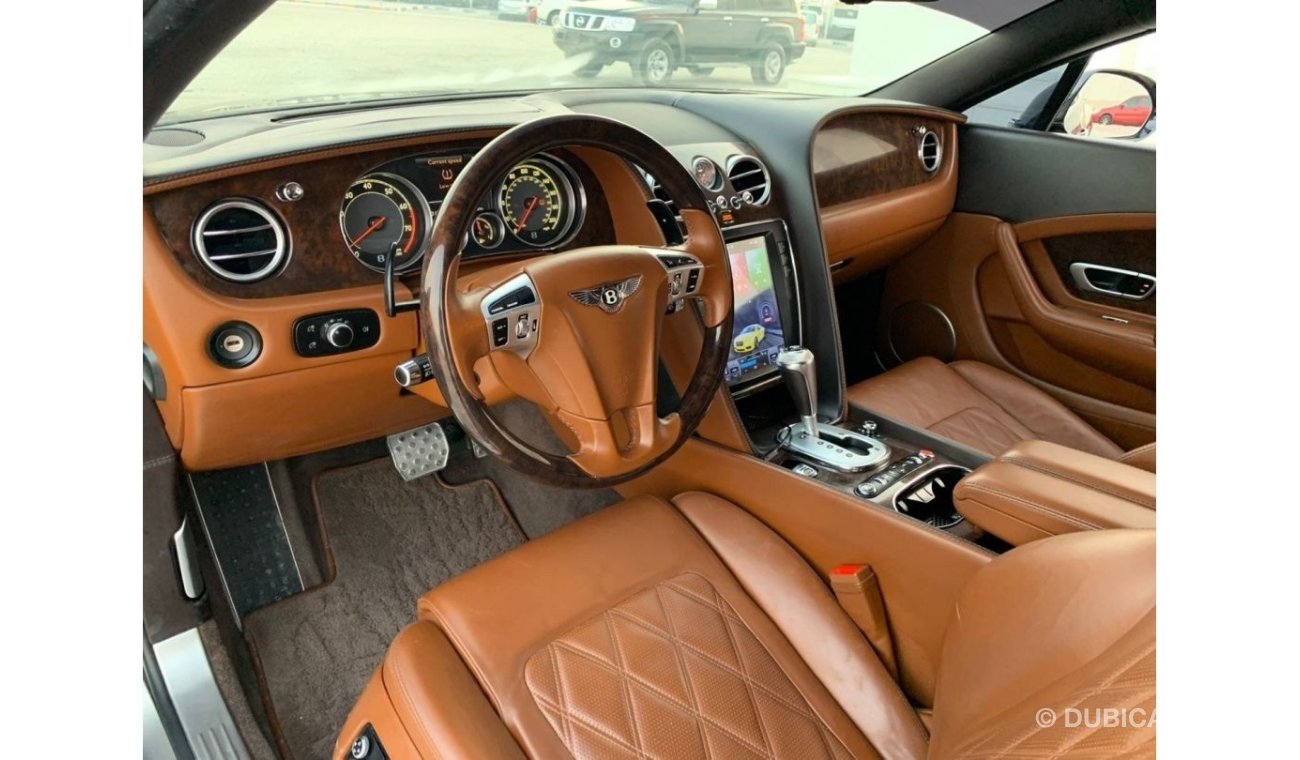 بنتلي كونتيننتال جي تي bently continental GT / 2012 / IN VERY GOOD CONDITION