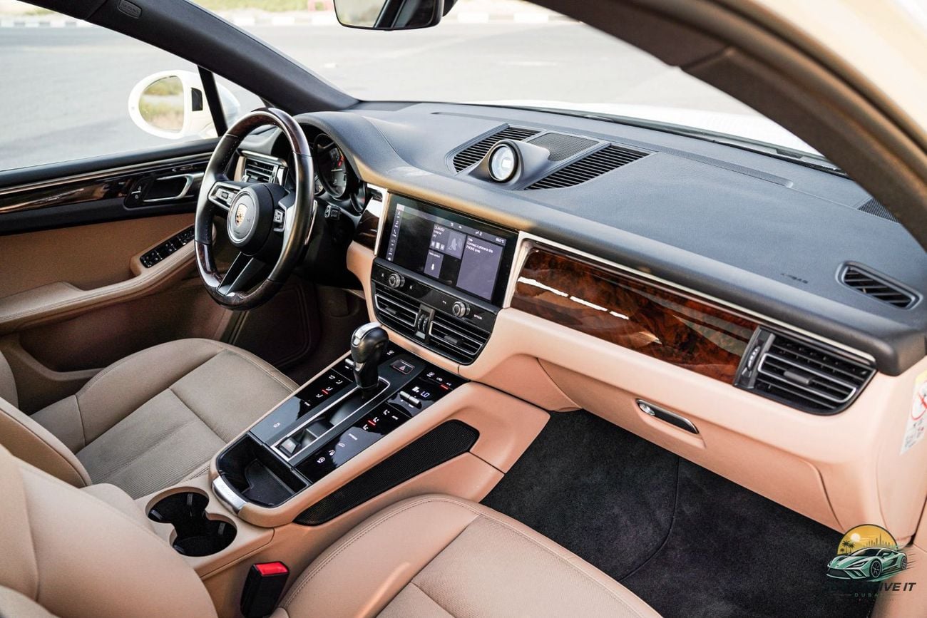 Porsche Macan STD 2.0L (252 HP)
