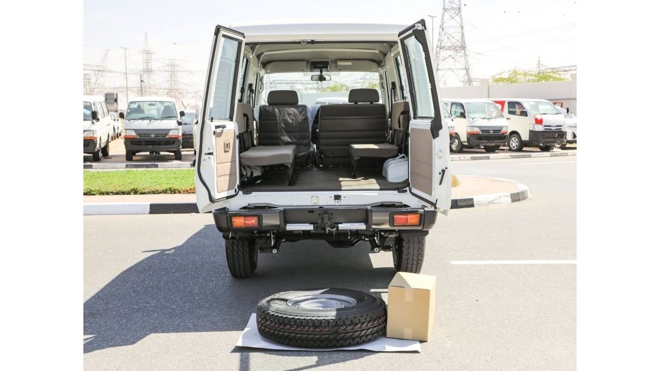 Toyota Land Cruiser 70 LC78 T/DSL- E./4WD/Manual. For Export