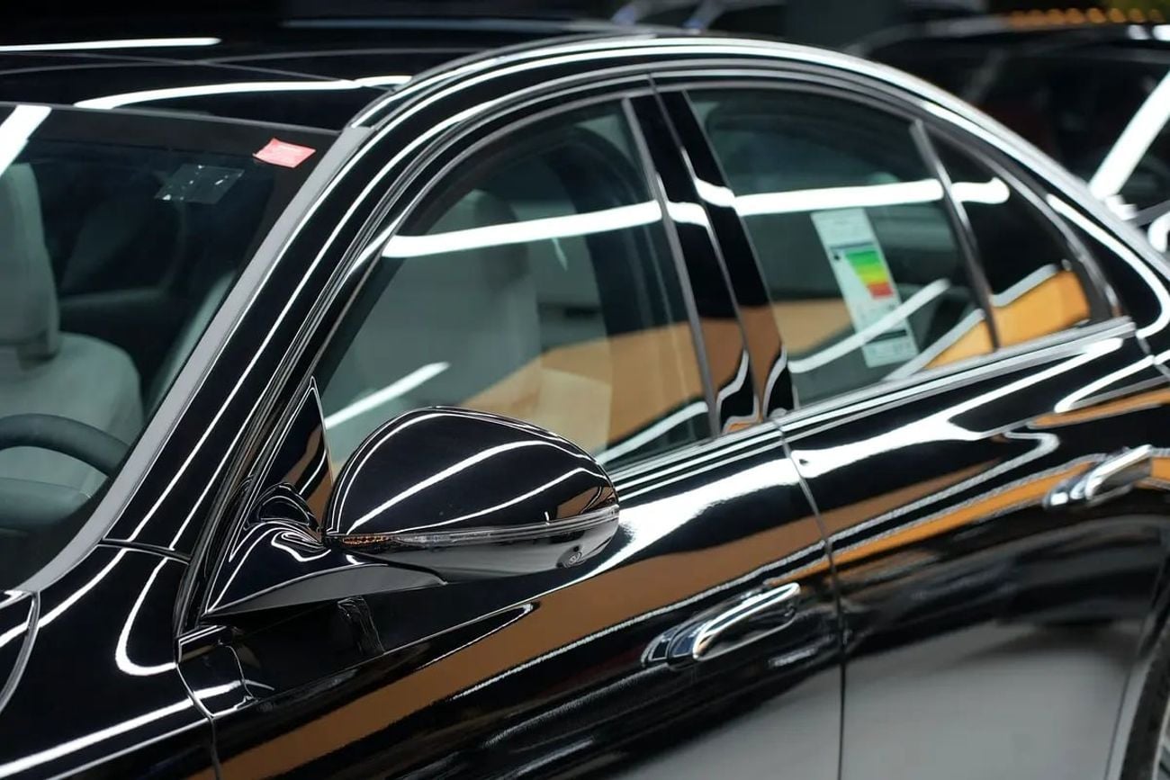 مرسيدس بنز E300 E 300 | GCC 0km | Agency Warranty | AMG Package