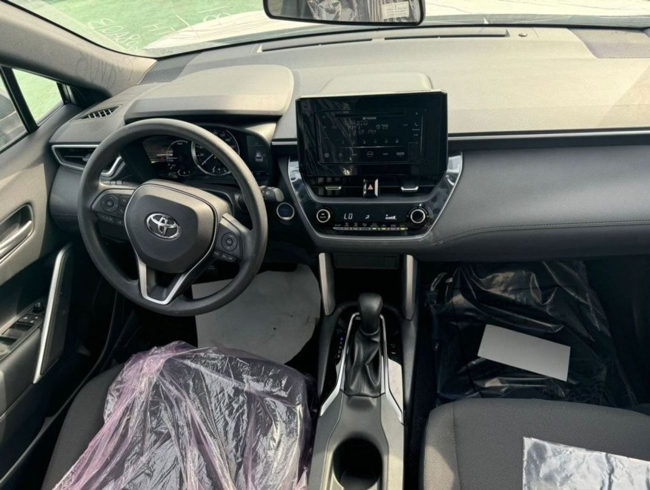 تويوتا كورولا كروس 1.8L HYBRID 2024 GCC