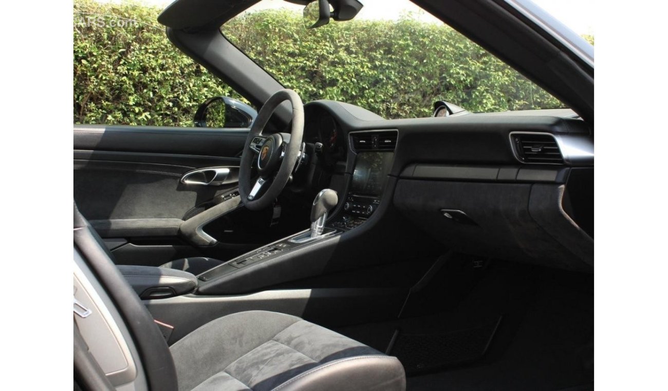 Porsche 911 Targa 4 GTS