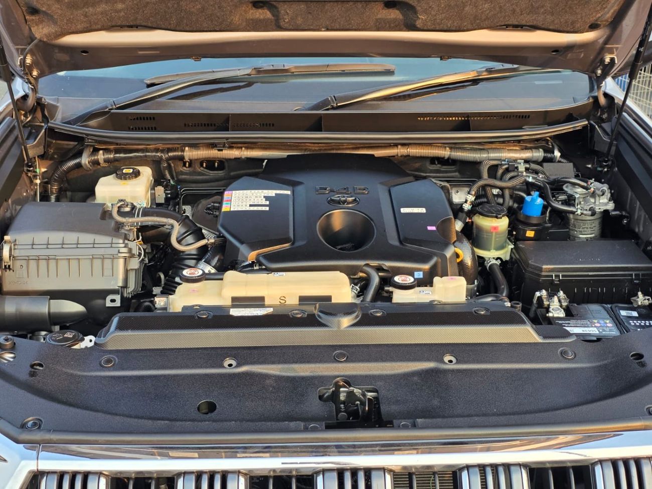 Toyota Prado Toyota prado 2019Model 2.8 Diesel Engine Colour Brown push start Transmission Automatic Interior.Bla