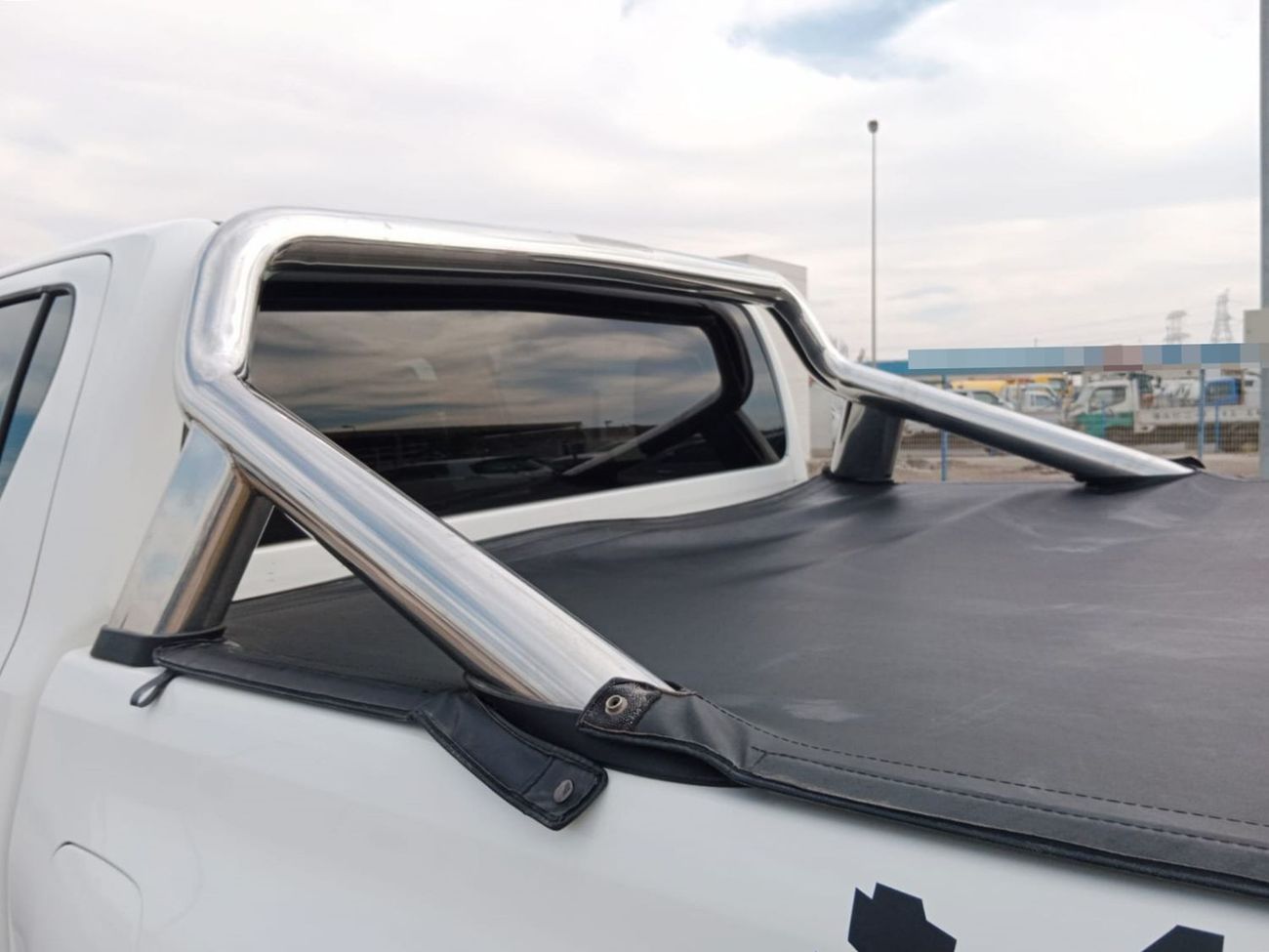 Toyota Hilux TOYOTA HILUX PICK UP RIGHT HAND DRIVE(PM05217)