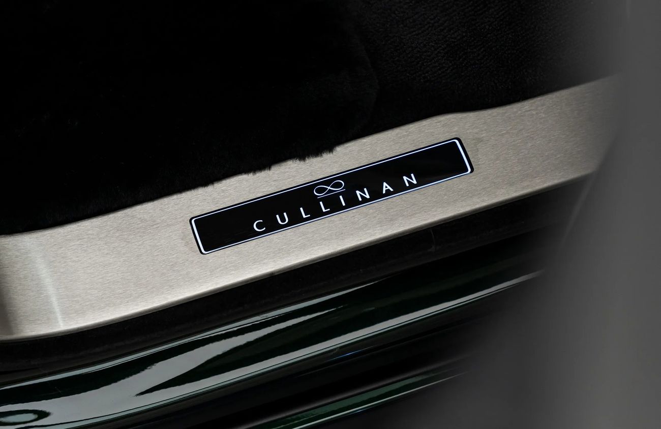 Rolls-Royce Cullinan 6.75L V12 Twin-Turbocharged Engine | Warranty