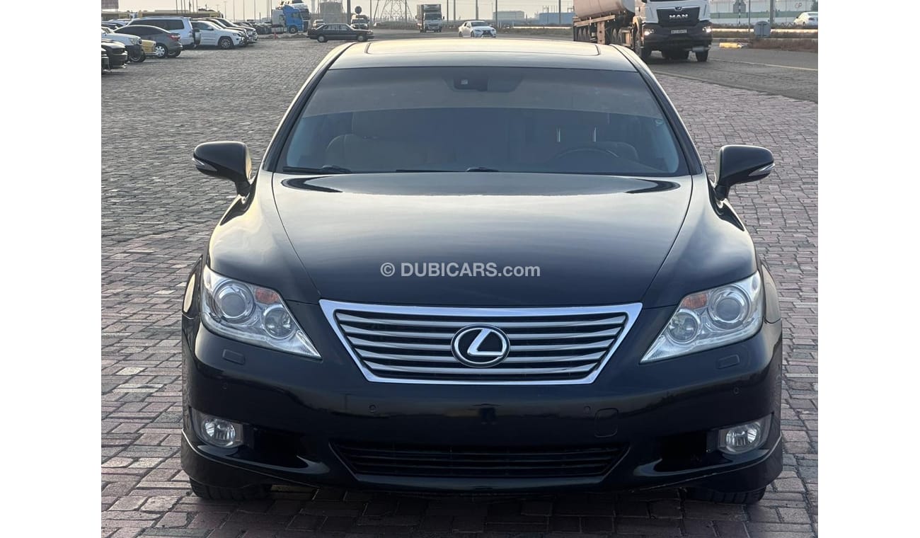 Lexus LS460