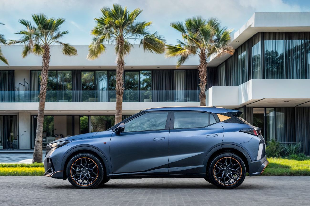 جي إي سي GS3 EMZOOM R-STYLE | 1,528 P.M | 0% Downpayment | 5 YEARS WARRANTY