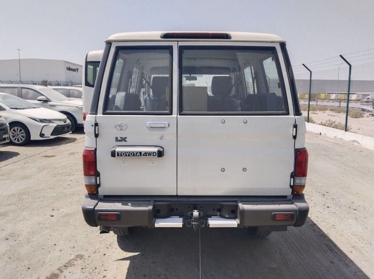تويوتا لاند كروزر 70 TOYOTA LAND CRUISER LC76 4.2D MT MY2025 (LHD)