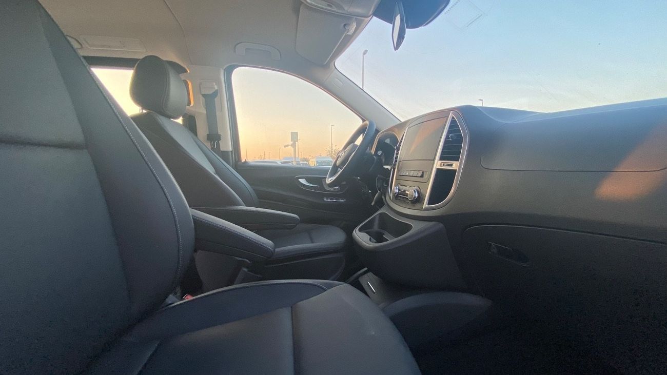 Mercedes-Benz Vito 2.0 Petrol brand new