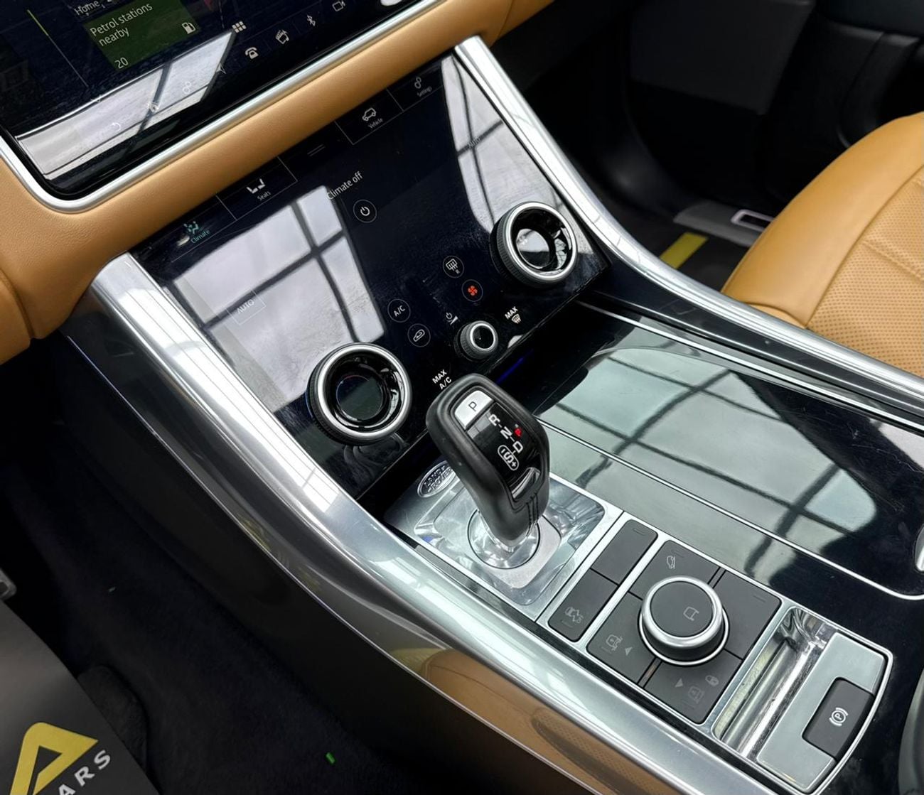 Land Rover Range Rover Sport 2019 Range Rover Sport HSE Dynamic, Warranty, Full RR Service History, Low Km, Fully Loaded, GCC