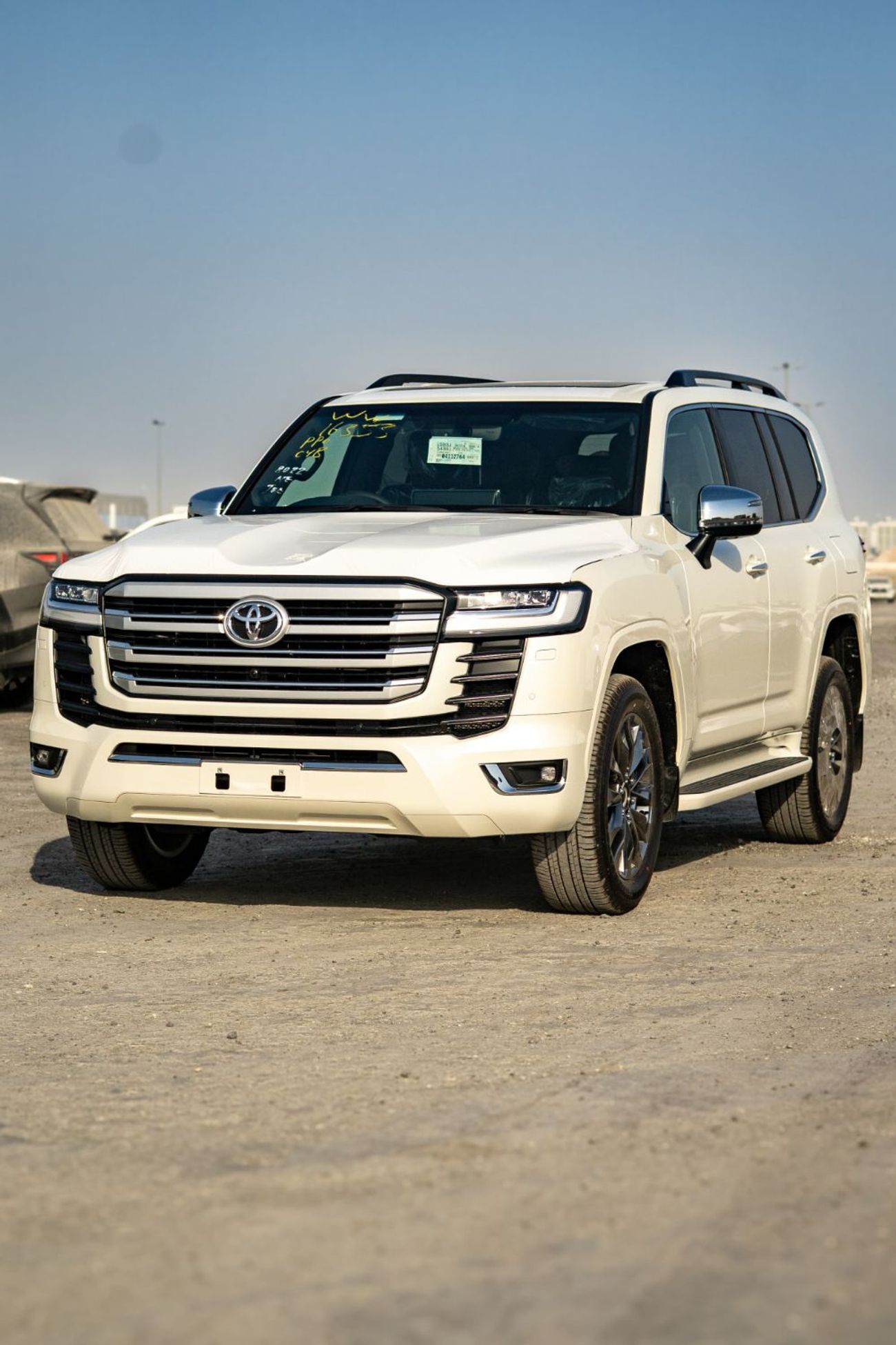 Toyota Land Cruiser Toyota Lc300 VXR white RHD diesel