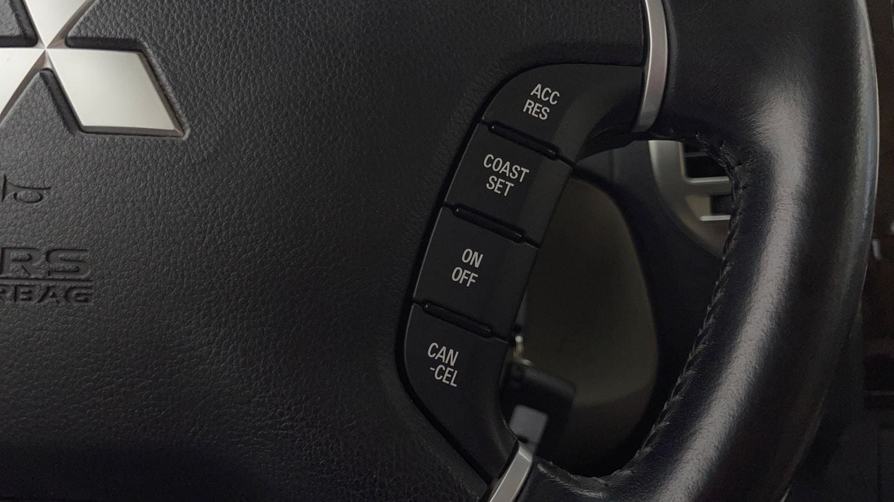 ميتسوبيشي باجيرو GLS HIGHLINE 3.8 | بدون دفعة مقدمة | اختبار القيادة في المنزل