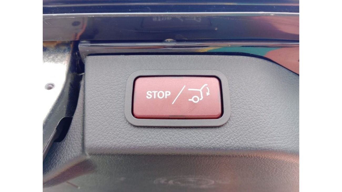 Mercedes-Benz V 250 V-Class V250 2.0L gasoline ( 4X2 ) 5 doors Black color