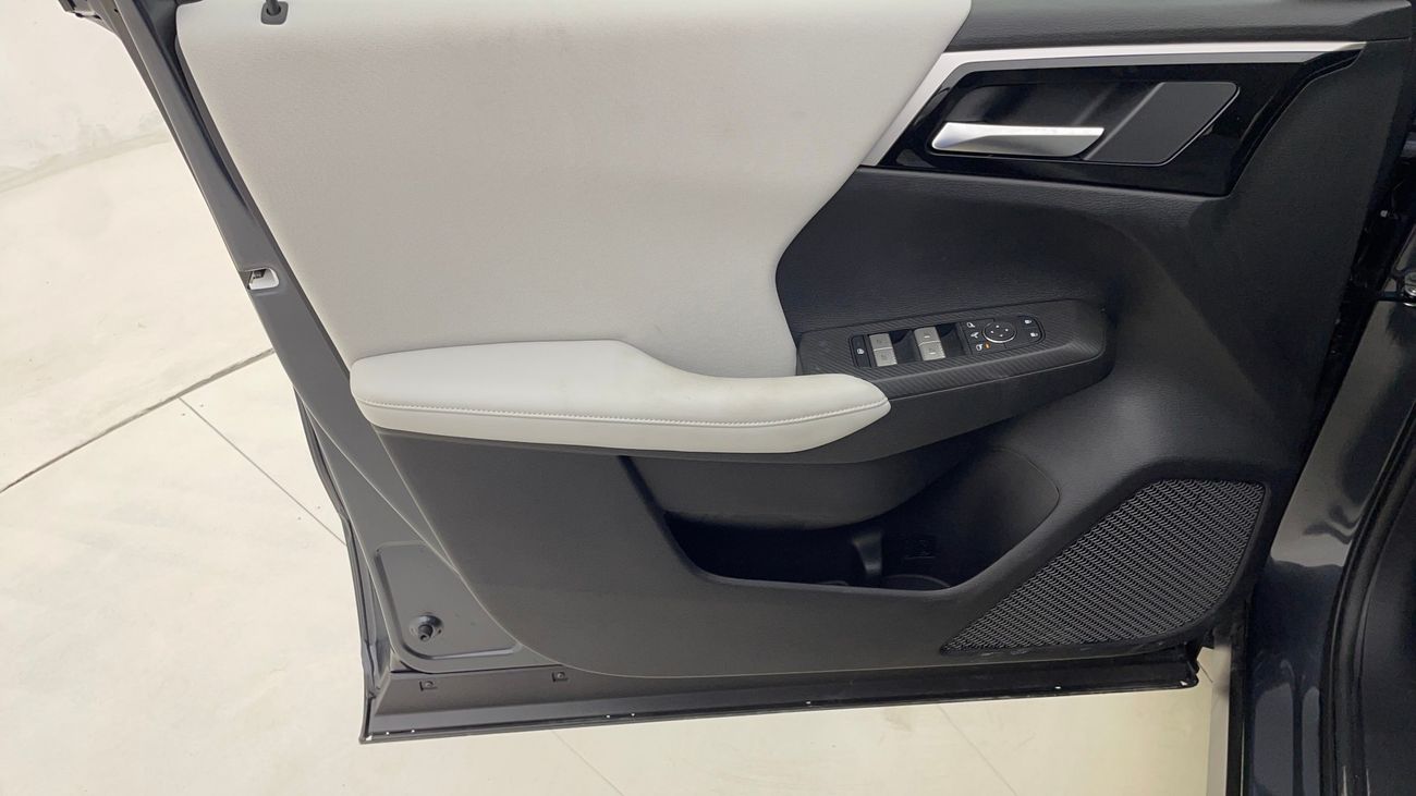 Mitsubishi Outlander MIDLINE PLUS 2.5 | Zero Down Payment | Home Test Drive