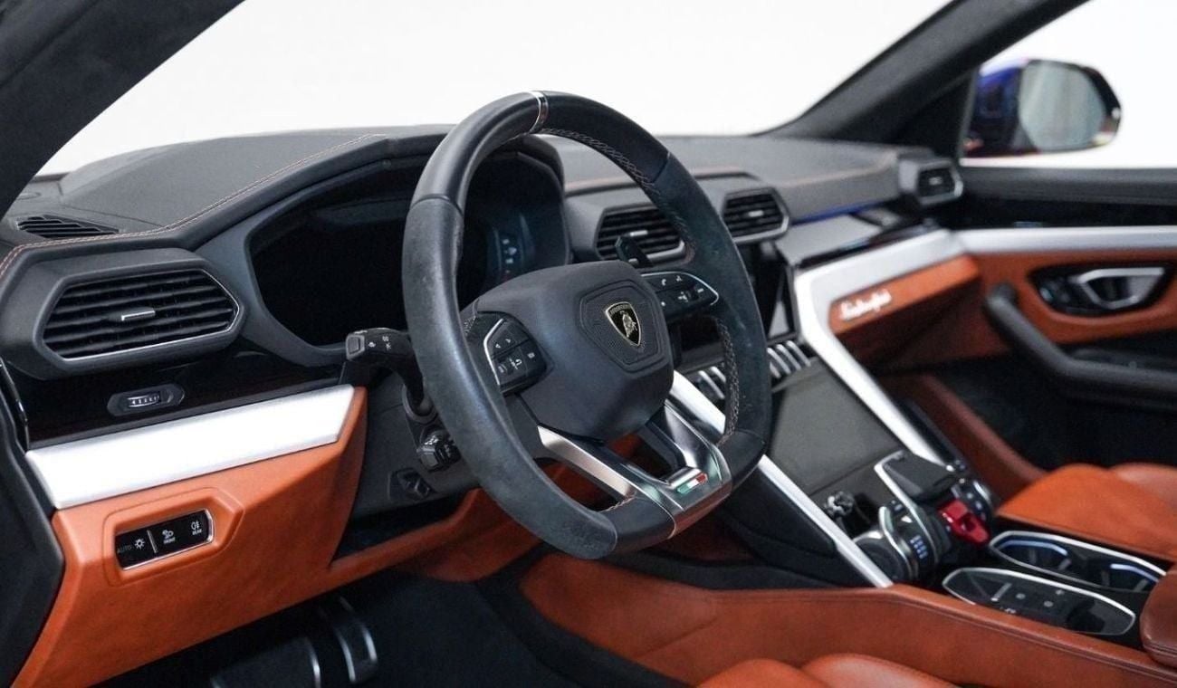 Lamborghini Urus 4.0 V8 - AED 11,730 P/M - Warranty till 11/2025