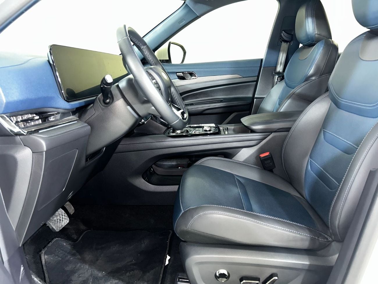 فورد تيريتوري TITANIUM PLUS TECH PKG /TER4224 /AL TAYER MOTORS /AL QOUZ SHOWROOM