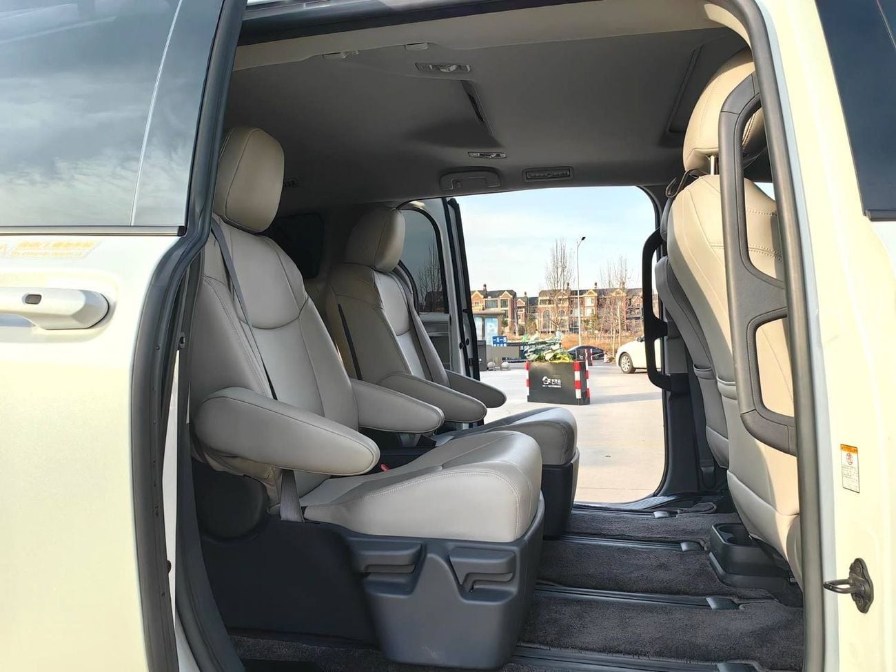 تويوتا سيينا Toyota Sienna 2.5 Comfort Edition