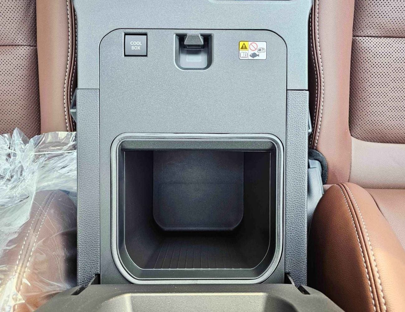 تويوتا برادو TURBO ADVENTURE DUAL TONE GCC SPEC / 2.4L PETROL A/T V4 / HIGH OPTION WITH RADAR / (CODE# PADV1T)