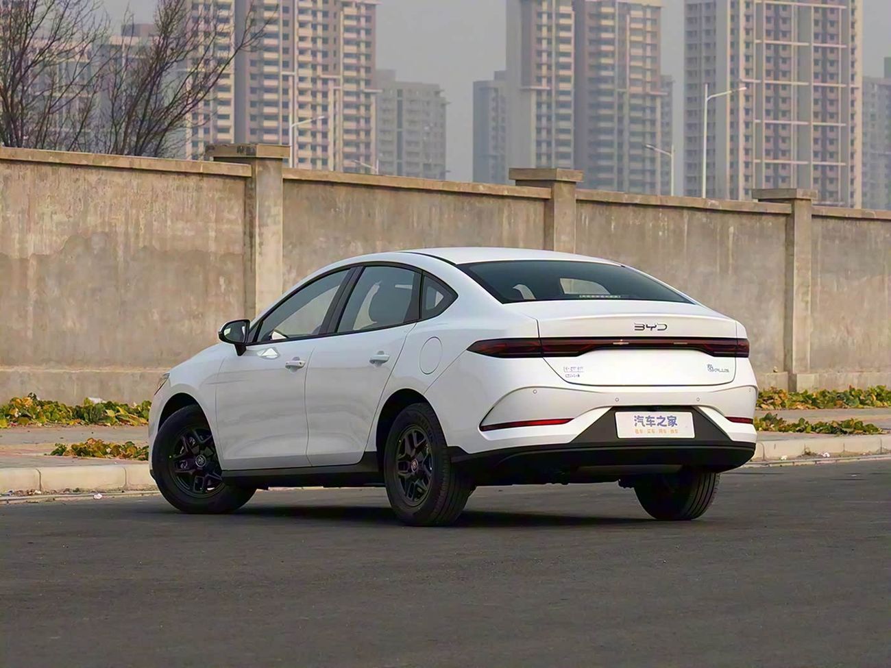 بي واي دي كين بلاس Qin Plus 2025 DM-i Smart Driving Edition 55km Leading model | For export