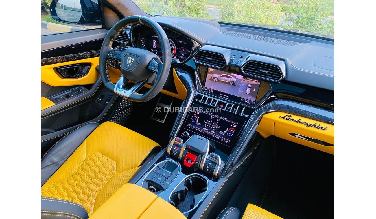 Lamborghini Urus Std IMPORT FREE ACCIDENT PERFECT CONDITION