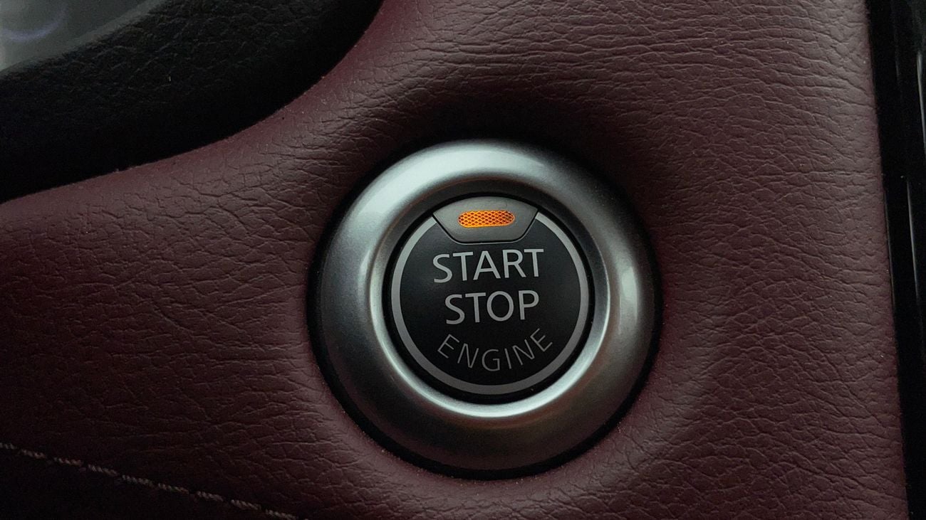 نيسان إكستيرا PLATINUM 2.5 | بدون دفعة مقدمة | اختبار قيادة مجاني للمنزل