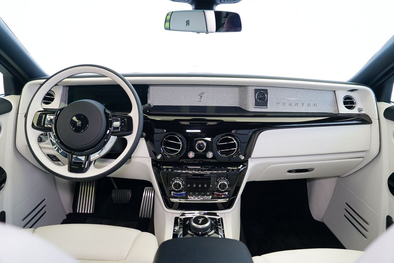 Rolls-Royce Phantom EWB 6.8L