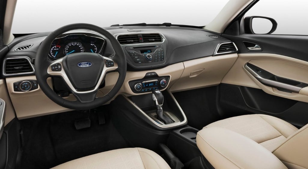 Ford Escort interior - Cockpit