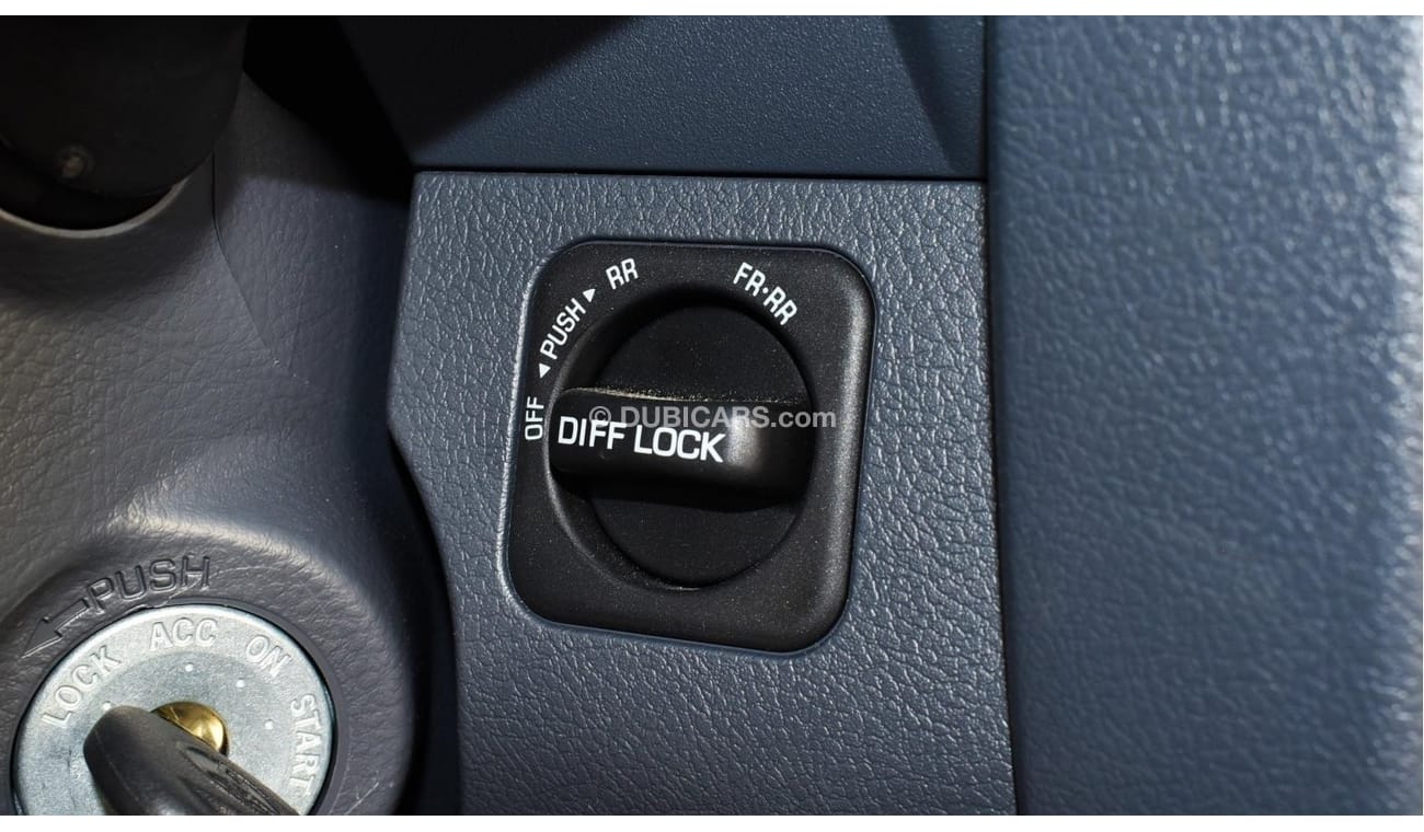 Toyota Land Cruiser Pick Up SC 4.2L Diesel V6 Single Cabin