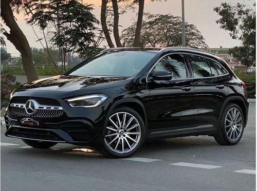 Mercedes-Benz GLA 200 Premium 1.4L