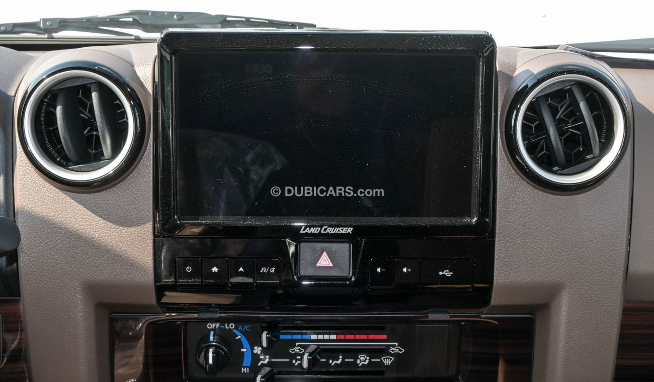 Toyota Land Cruiser Pick Up LC79 DC 4.0L YM 2025 Full Option