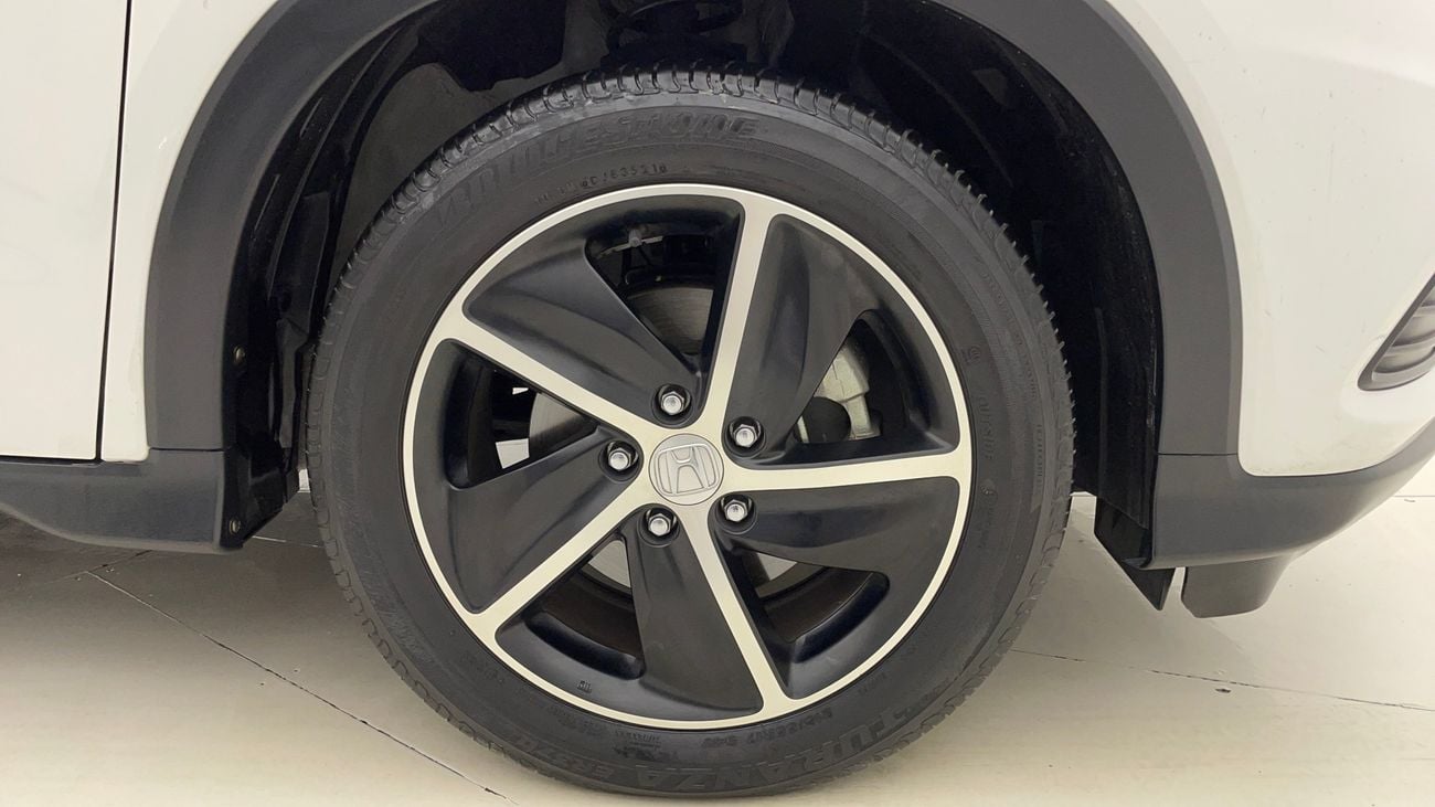 هوندا HRV LX 1.8 | بدون دفعة مقدمة | اختبار القيادة في المنزل