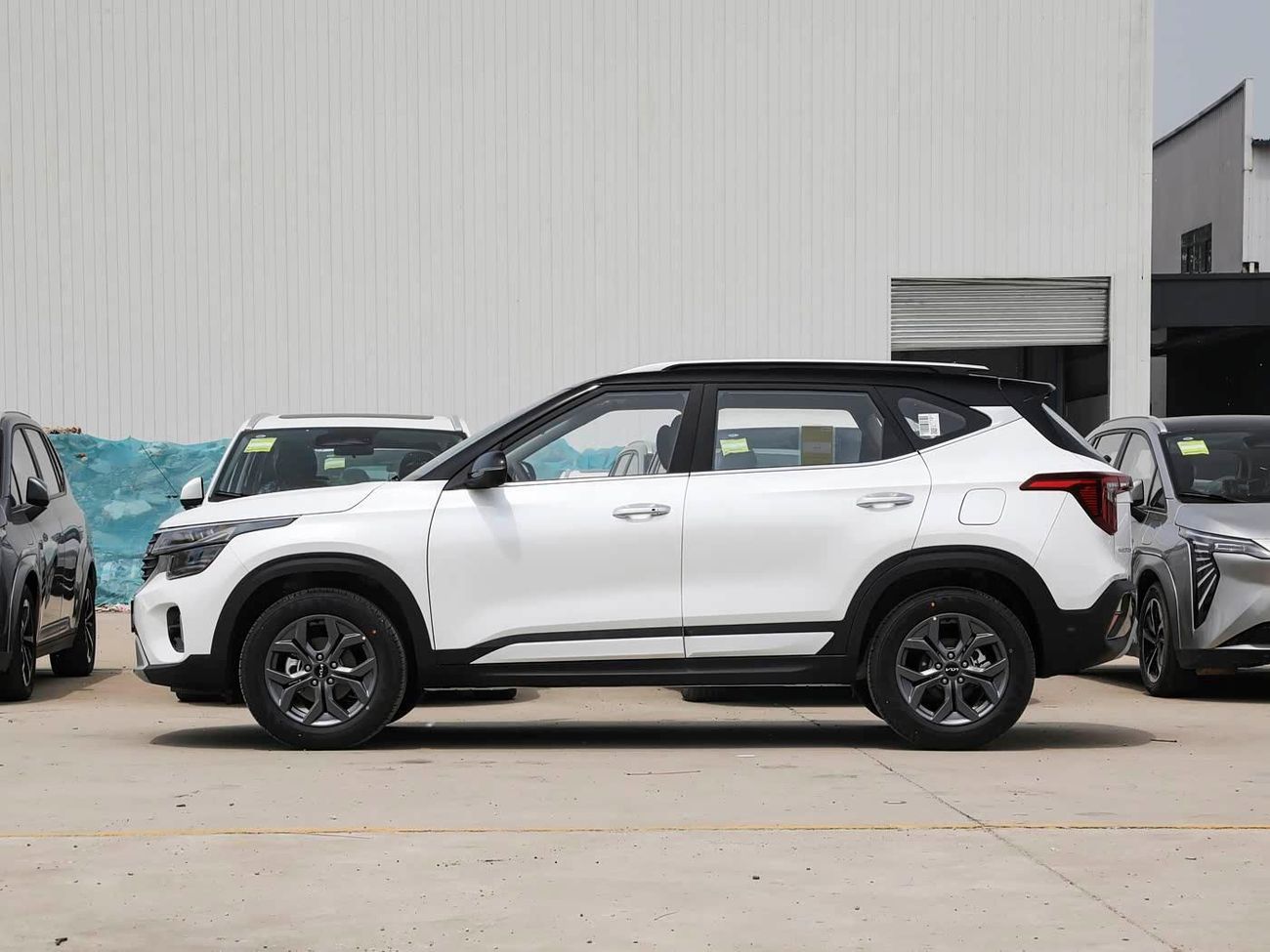 كيا سيلتوس Kia Seltos Kia Seltos Kia Seltos 1.5L CVT