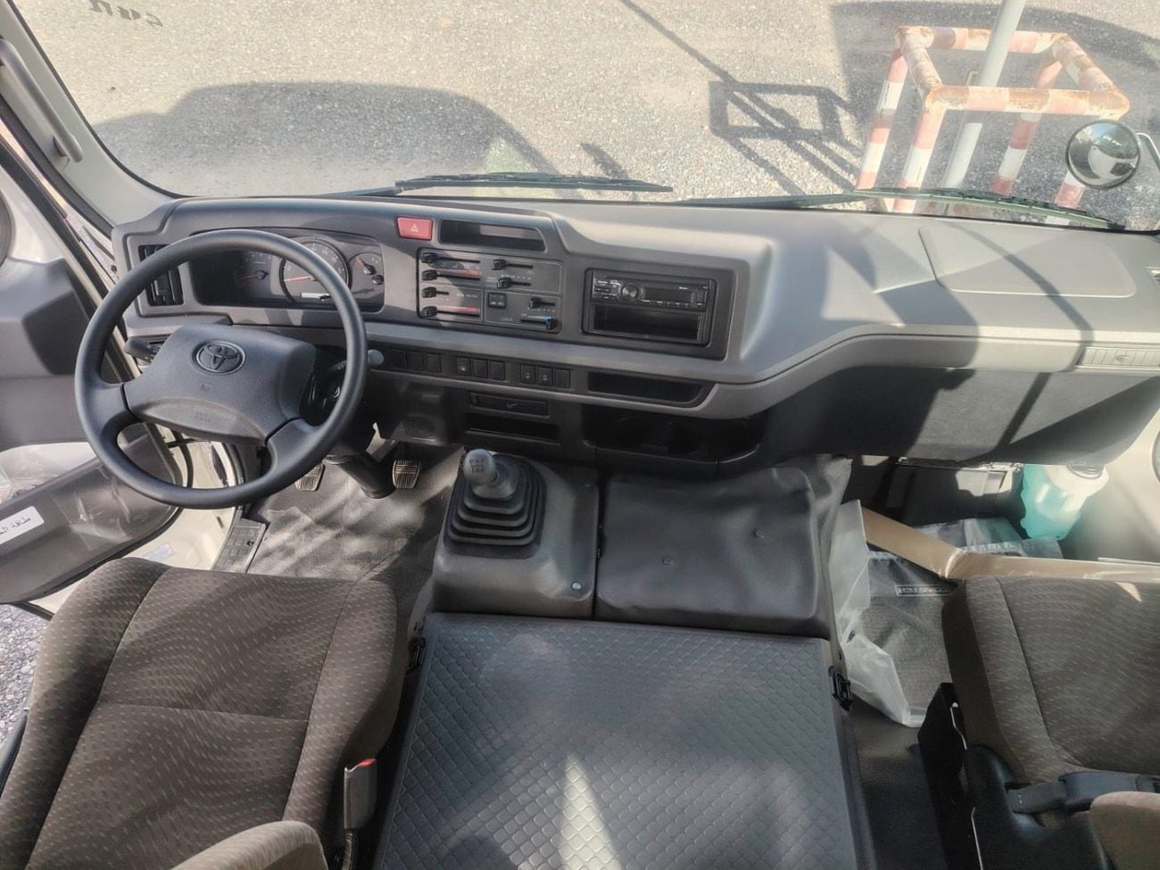 Toyota Coaster Toyota coaster 4,2L Diesel  2026/2026 GCC