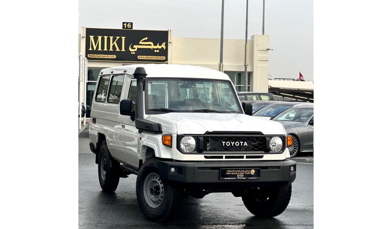 تويوتا لاند كروزر هارد توب 78 | 3 Door | Petrol | 4.0 L V6 | 70 Series | 2024