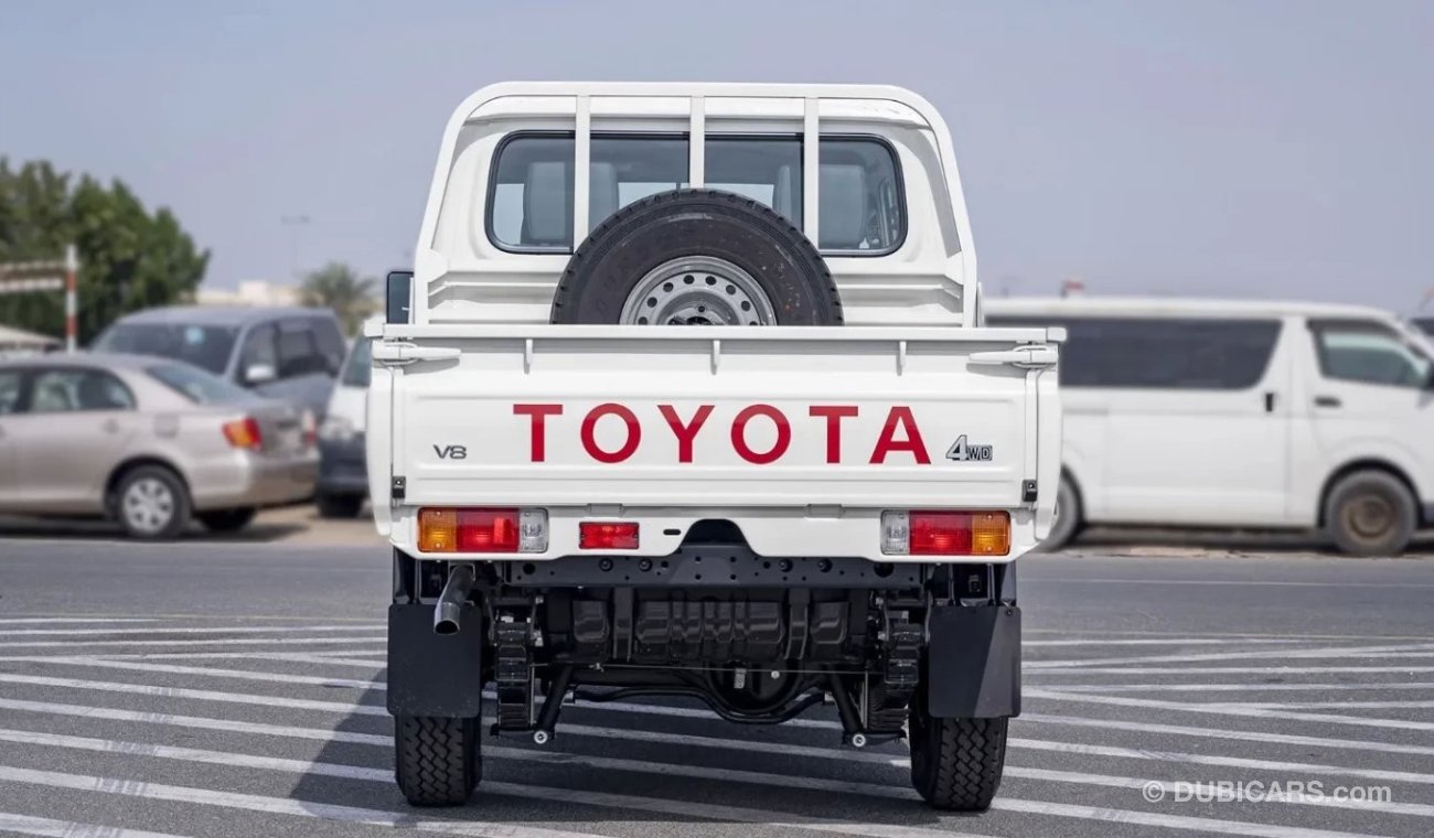 Toyota Land Cruiser Pick Up TOYOTA LAND CRUISER LC79DC 4.5 DIESEL MT MY2023 – WHITE
