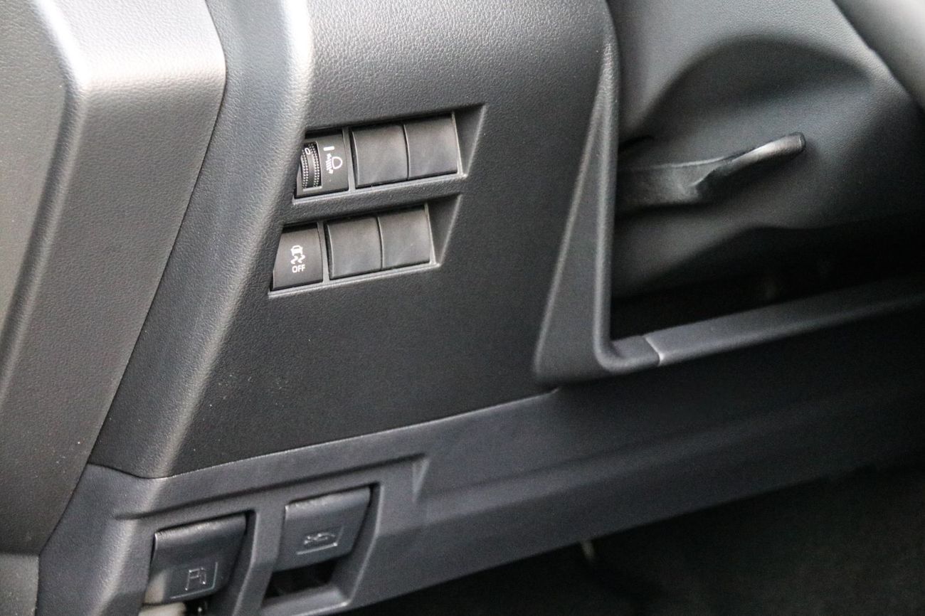 Toyota Land Cruiser GXR 4.0L Toyota Land Cruiser GXR 2025 | 4L | BASIC | Ramadan Offers.