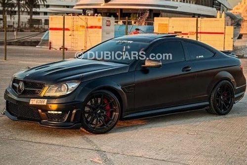 مرسيدس بنز C 63 كوبيه p31 performance pack
