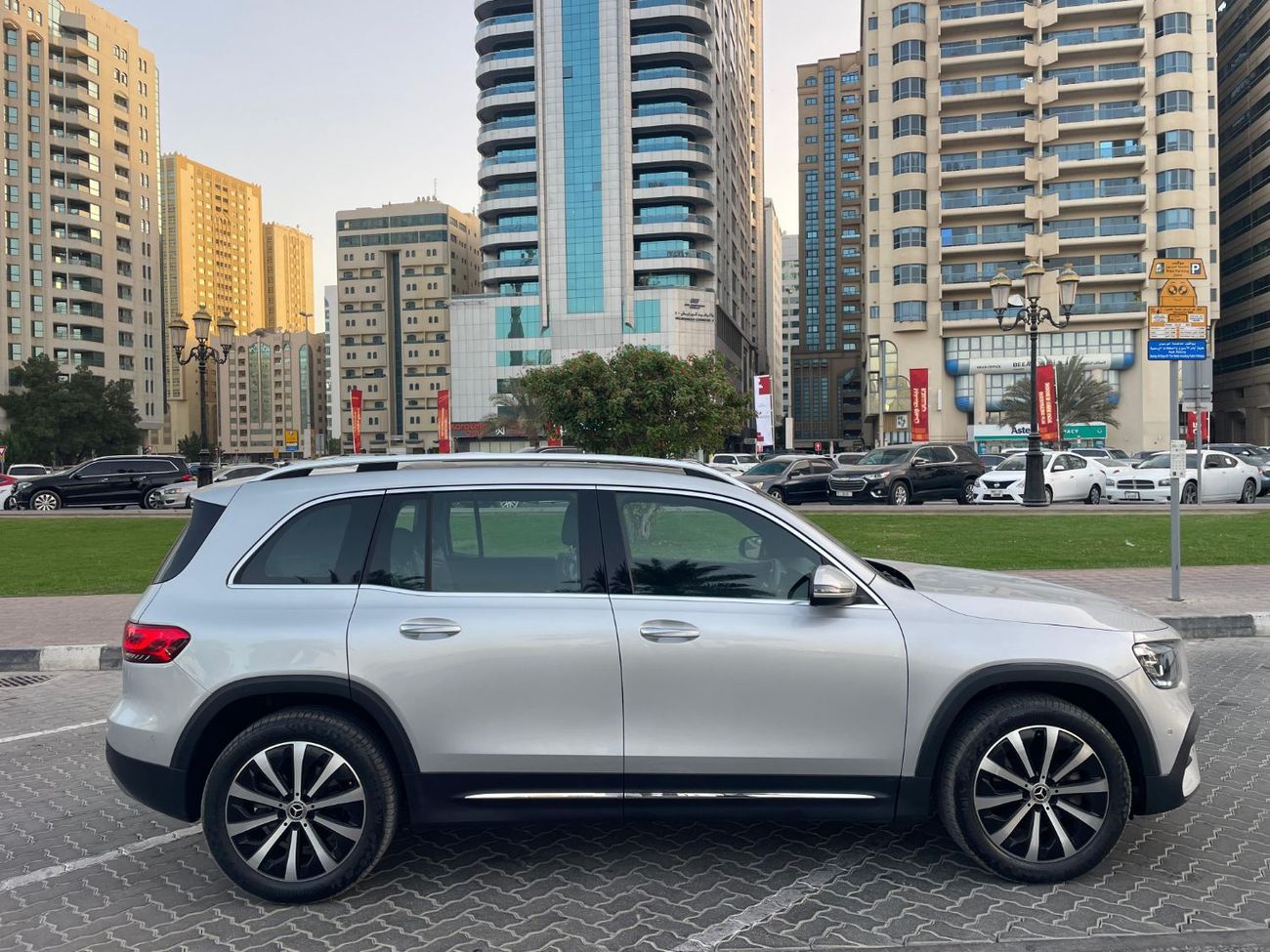 مرسيدس بنز GLB 200 Export from Australia