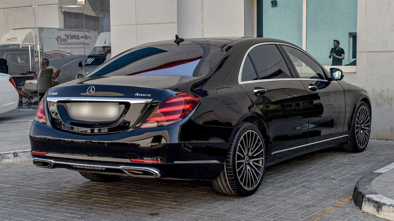 Mercedes Benz S560 Std 4.0L (463 HP)