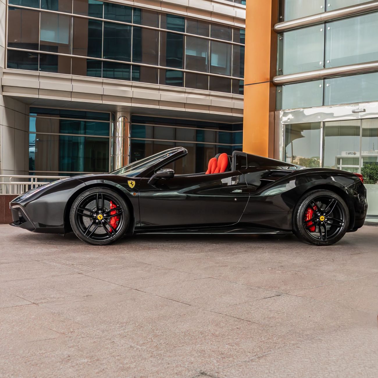 فيراري 488 سبايدر 2018 FERRARI 488 SPIDER DONE ONLY 18,000KM