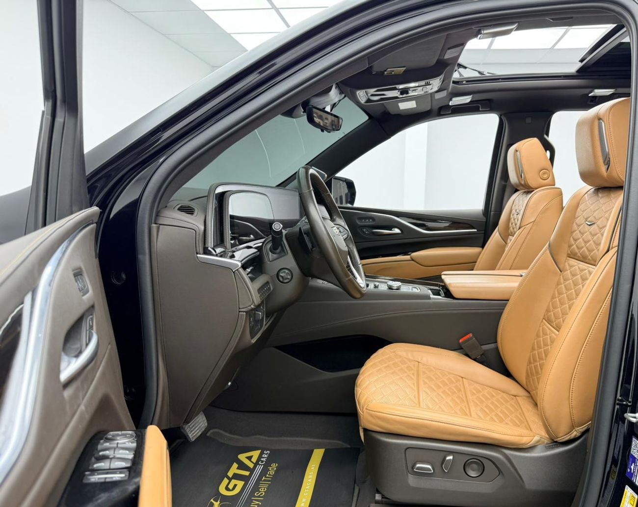 Cadillac Escalade Sport Platinum 6.2L 4WD 2022 Cadillac Escalade 600 Sport Platinum, 2027 Cadillac Warranty and Servic