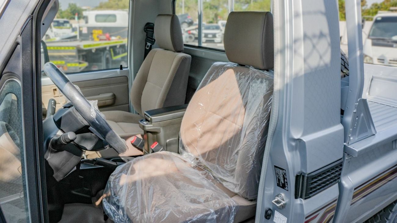 Toyota Land Cruiser 70 2025 Toyota Land Cruiser LC 79 4.0L AT Petrol Basic with Fridge (Silver-Brown)