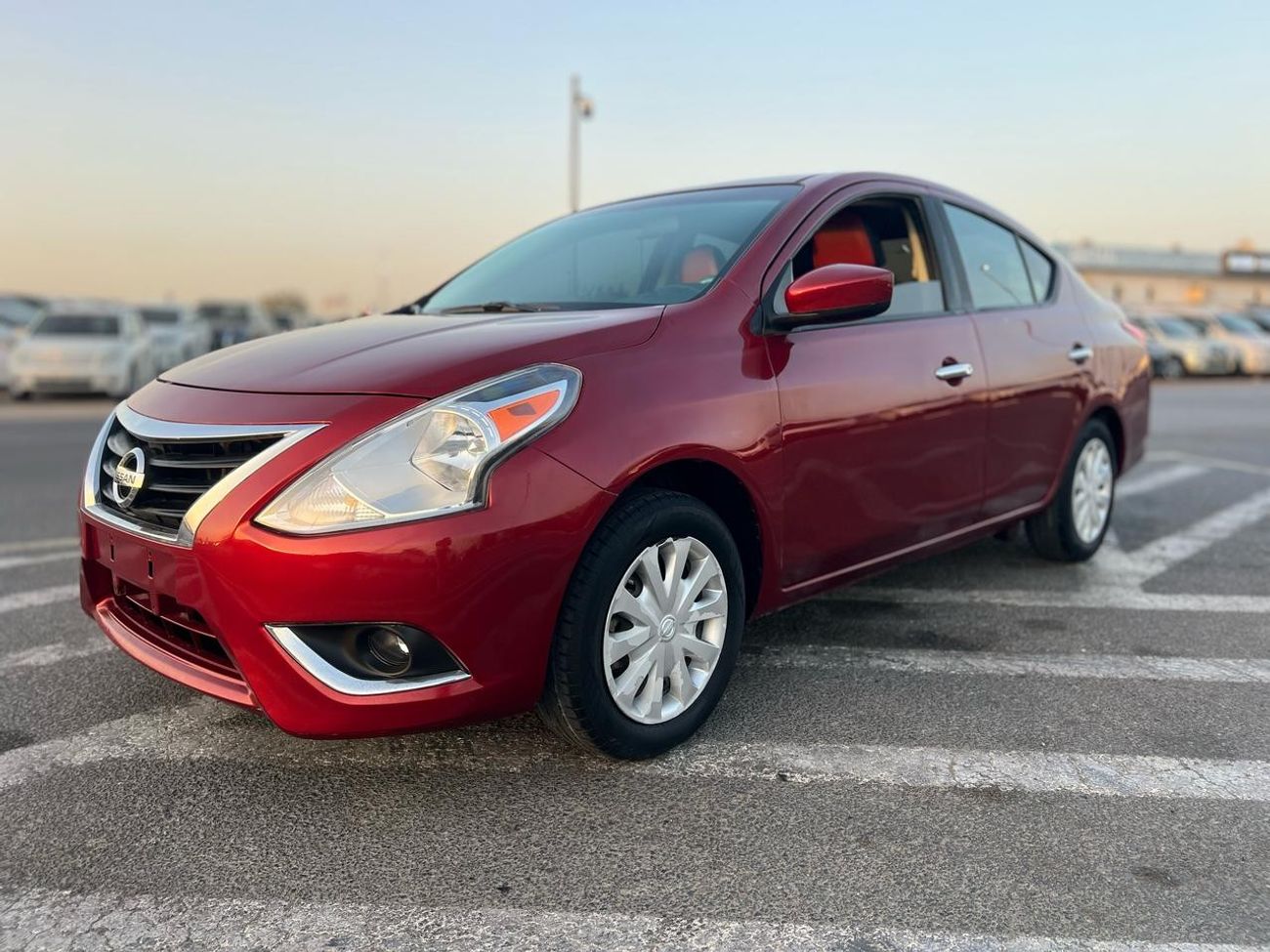 Nissan Versa 2019 Nissan Versa (Sunny) SV 1.5L V4 MidOption + Leather Seats - 