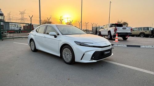 Toyota Camry Toyota Camry HEV LV Hybrid 2.5L  (GCC) - 2025