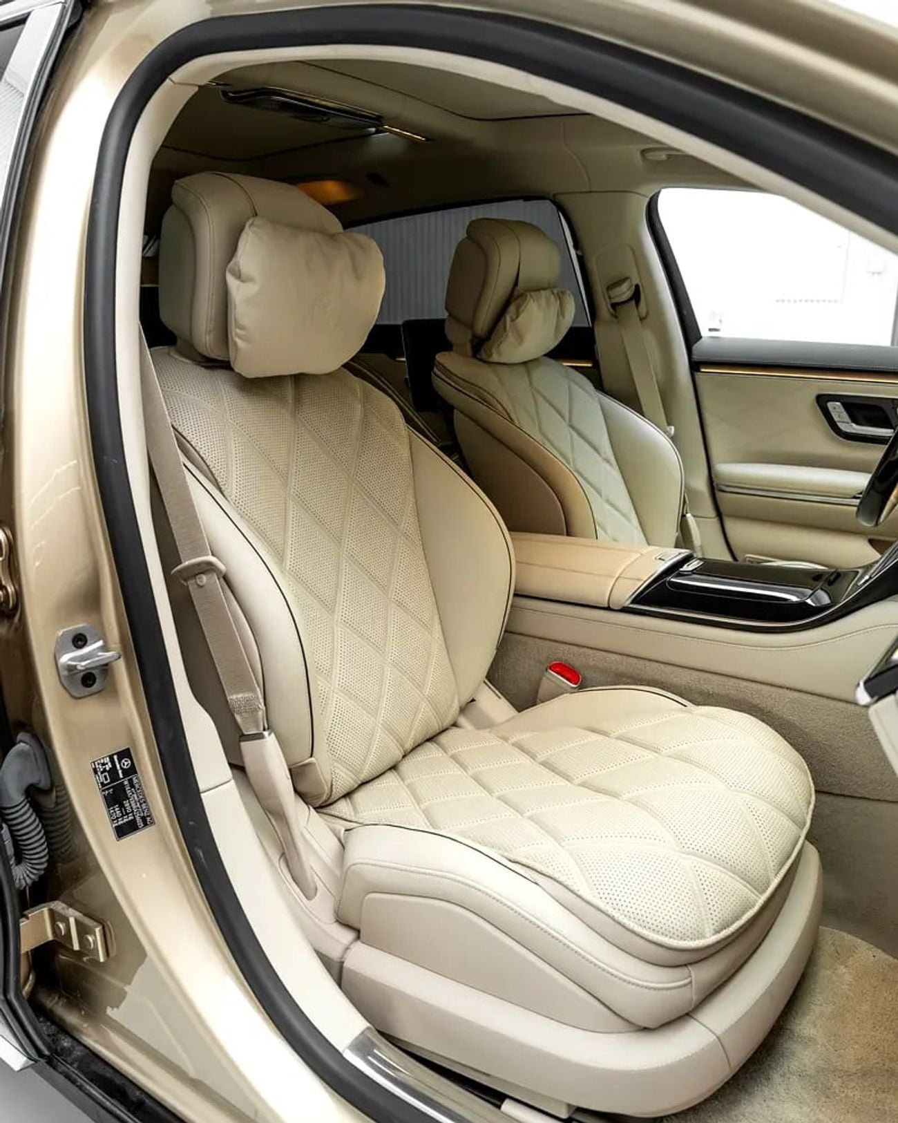 Mercedes Maybach S680 Maybach S680 FIRST CLASS
