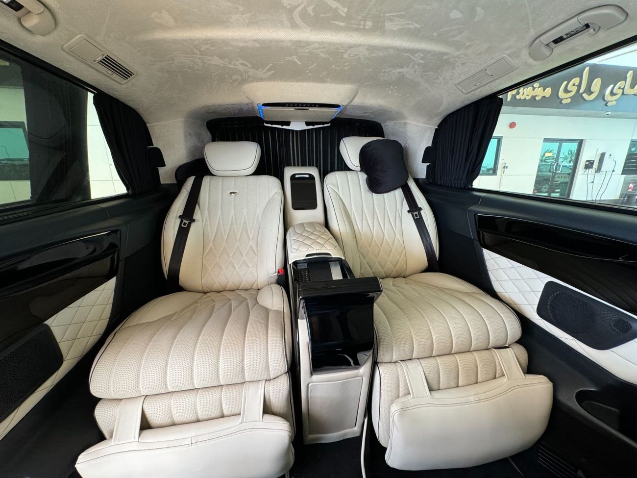 مرسيدس مايباخ مايباخ v250 Mercedes-Benz V-Class Business Edition-2023-Under Warranty