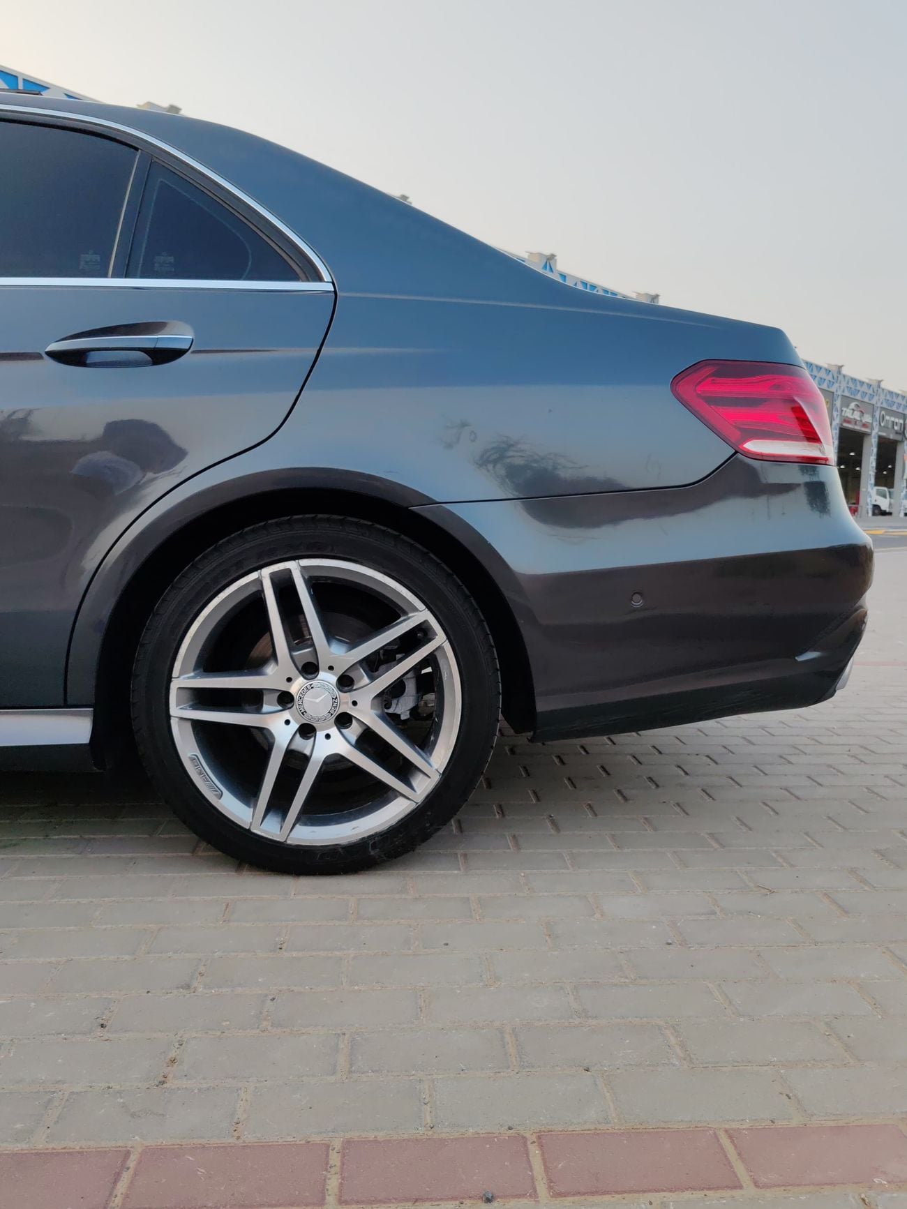 مرسيدس بنز E300 إليجانس AMG