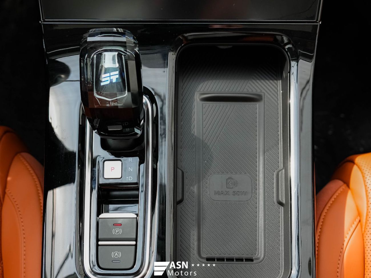 Jetour X70 Plus 1.5 Turbo 7 Seater 2025 (Export Price)